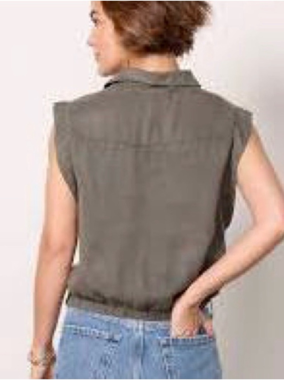 Evereve Rachel Tencel Sleeveless/Cap Sleeve Button Down - M - Picture 2 of 6